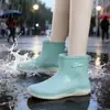 Botas de Chuva Curtas de Moda Transfronteiriças para Mulheres, Sapatos de Borracha, Galochas, Sapatos Aquáticos, Botas Plásticas de Água, Galochas Antiderrapantes para Cozinha, Sapatilhas de Chuva para Adultos
