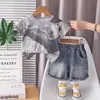 Roupa Infantil Menino Conjunto de Verão 2026 Novo Estilo Bebê Manga Curta Duas Peças Roupas Casuais para Bebê Atacado