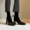 2026 Novas Botas Elegantes Retrô Elásticas Emagrecedoras para Mulheres Simples Couro Macio Bico Quadrado Zíper Traseiro Botas de Moda Salto Alto Botas de Cano Curto
