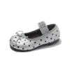 Zapatos de Cuero para Niñas 2026 Primavera y Otoño Nueva Moda Mocasines Poco Profundos de Lunares para Niños, Zapatos Planos de Princesa para Niños Pequeños y Niños Pequeños