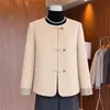 Ropa de Otoño para Mamá 2026 Nueva Chaqueta Corta Estilo Chino para Mujeres de Mediana Edad y Mayores, Cardigan Elegante Estilo Nacional de Otoño e Invierno, Top Casual