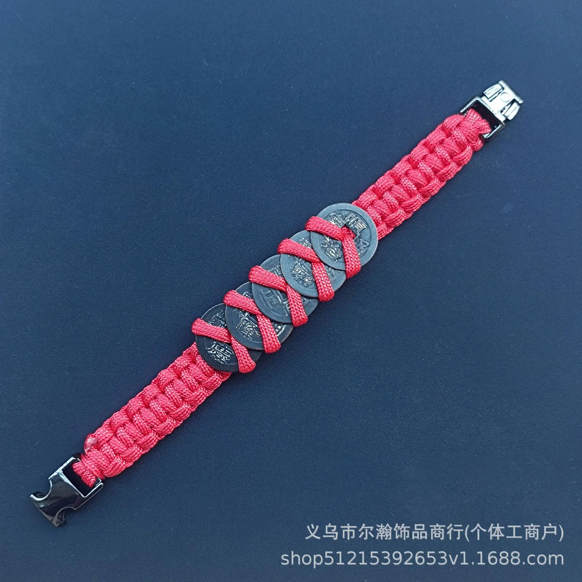红色.jpg