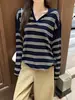 Fotos reais, preços reais. Suéter de tricô casual estilo coreano para outono, com gola polo listrada, blocos de cor, 60% lã, manga longa, para mulheres