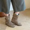 Botas de mujer con hebilla de moda populares este año, nueva moda primavera y otoño 2026, versátiles y casuales, botas de montar increíblemente elegantes