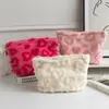 Inverno 2025 Novo Estofado Fresco e Fofo Bolsa Cosmética de Amor Portátil Produtos de Cuidados com a Pele Bolsa de Armazenamento de Batom Bolsa de Mão
