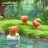 Paisagem em miniatura com um chapéu de folha de lótus fofo, figura de capivara, decoração de jardinagem, ornamento DIY, pequena peça decorativa