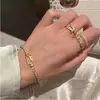 Tendência de Luxo Leve Estiloso de Alta Qualidade Fivela de Ferradura Pulseira Totalmente Cravejada Moda Versátil Super Brilhante Joia de Mão de Nicho para Commuter para Mulheres