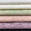 Tela de encaje floral delgada elástica de nailon-spandex de 145 cm para lencería, camisetas sin mangas, playeras básicas y vestidos de novia