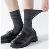 Calcetines grises para mujer, adecuados para primavera y otoño, finos y transpirables, con diseño de volantes, absorben el sudor y resisten los olores, perfectos para combinar con zapatos pequeños de cuero, hechos de algodón puro, longitud hasta la mitad de la pantorrilla