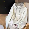 Moletom com Capuz Bordado de Letras Estilo Retrô Americano Plus Size para Mulheres 2025 Novo Outono e Inverno Veludo Espessado Solto Tendência