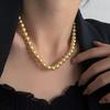 Colar de Pérola de Cristal Redonda com Grãos de Painço Dourado Claro e Brilho Forte para Mulheres, Design de Nicho de Luxo Leve, Colar de Clavícula de Alta Qualidade