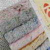 Fabricante Fornece Tecido Pelúcia Desbotado de Pele de Coelho de Poliéster 290g em Estoque, Adequado para Brinquedos, Ninhos de Animais de Estimação e Materiais de Vestuário