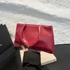2026 Nova Bolsa Transversal Verão Estilo Coreano Cor Doce Moda Plissada Pequena Quadrada Versátil Nuvem Tendência Bolsa de Ombro