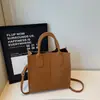 2025 Nueva Bolsa Tote de Invierno para Mujer Bolsa de Gran Capacidad Moda Simple Casual Cotidiana para Viajar Bolso Cruzado de Mano