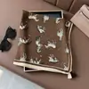 Bufanda Cuadrada Pequeña con Borlas y Estampado de Ponis de Nuevo Estilo, Bufanda de Cuello con Borlas de Moda, Bufanda Delgada para Mujer