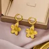 Pendientes de Acero Inoxidable para Mujer con Forma de Flor, Estilo Ins, de Venta Caliente en Europa y América, con Chapado al Vacío en Laboratorio, Color Dorado 18K, Joyería que Conserva el Color
