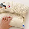 Falda de Cama de Gasa de Doble Capa para el Hogar Pieza Única Cubierta Protectora para Colchón Tatami Cubierta Totalmente Cerrada para Dormitorio Individual Cubierta de Cama Ropa de Cama