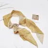 Pañuelo de Seda con Estampado de Leopardo Estilo Francés para Mujer, Nuevo Bufanda Versátil de Primavera y Verano para Cuello, Cinta, Lazo para el Cabello, Decoración de Lazo, Pañuelo Cuadrado Pequeño con Cadena de Perlas