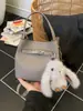 Moda Transfronteiriça Bolsa de Mão Simples Feminina 2025 Novo Estilo Bolsa Transversal Nicho Japonês e Coreano Casual Simples Bolsa de Balde