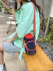 Bolsa esportiva moderna, leve e compacta, bolsa de ombro casual versátil para atividades ao ar livre, bolsa transversal com vários bolsos e porta-garrafa para mulheres