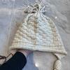 Gorro con borlas hecho a mano, cálido, con puntera, para mujer, con protección para las orejas, con cordones, tejido a la moda, para otoño e invierno, estilo coreano