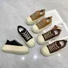 Zapatos de Cuero con Paneles y Suela Gruesa Otoño 2026 para Personas de Baja Estatura, Tenis Casuales Versátiles que Aumentan la Altura, Zapatos de Mujer con Cordones