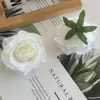 Rosa Redonda Multicor Tecido de Seda Cabeça de Rosa Decoração de Salão de Banquetes de Hotel Flores Artificiais Materiais de Flores Simuladas Decoração de Salão de Banquetes de Hotel
