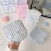 Bolsa de maquiagem quadrada listrada minimalista para estudantes, bolsa portátil para armazenamento de absorventes higiênicos, porta-fones de ouvido com laço para mulheres