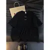 Diseño de Hebilla Metálica, Camiseta de Punto Acanalado Simple de Manga Corta para Hombre, Cuello Redondo Versátil, Corte de Hombro Regular, Ropa de Verano