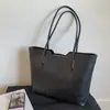 Bolso Retro de Gran Capacidad para Mujer 2026 Nuevo Bolso de Hombro de Moda de Nicho Bolso Tote para Viajes