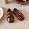 Zapatos de piel para niños estilo coreano, nuevos modelos de primavera y otoño, zapatos Mary Jane para niñas, zapatos de corte bajo de rendimiento, elegantes zapatos de princesa para bebés