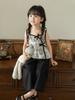 Conjunto Elegante de Flor de Granada para Niñas Qiu Duo Meng Verano 2026 Nuevo Estilo Chaleco Camisa Linda de Muñeca para Niños Pantalones para Bebé
