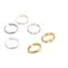 Anéis de Casal Vazados Únicos em Formato de Coração, Acessório de Moda Feminino de Luxo Leve com Anéis de Cristal com Design Microincrustado