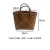 Bolso de Paja con Mango de Bambú Personalizado para Mujer Verano Retro Hecho a Mano Tejido de Bambú Procesamiento OEM Bolso Tote Tejido
