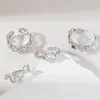 Anillo de Marca Nuevo de Moda Chapado en Cobre Dorado Blanco Estilo Frío Lujo Ligero Joyería de Gama Alta Anillo de Diseño Incrustado con Circonita Anillo Anillo