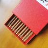 Palillos de Madera de Alas de Pollo para el Hogar Palillos de Madera Antideslizantes de Alta Gama Caja de Regalo Palillos de Madera Maciza Regalo a Prueba de Humedad Palillos Largos 5 Pares