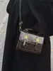 Bolsos de Mujer de Moda Transfronterizos Este Año, Nuevo Estilo 2026, Aspecto de Alta Gama, Bolso de Mano para el Trabajo, Bolso Pequeño Cuadrado Cruzado al Hombro