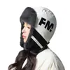 Chapéu de inverno para mulheres, gorro quente para cobrir as orelhas ao ar livre, chapéu de pelúcia clássico e versátil para circunferência de cabeça grande, cobertura de cabeça à prova de vento