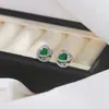Aretes Triangulares Espirales Retro Franceses Circonita Esmeralda Pendientes de Botón Moda Elegante Pendiente Aguja de Plata de Ley 925 Sensación de Alta Gama