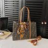 Bolso de Mano de Lujo Ligero para Presbicia Bolso de Hombro para Mujer Nuevo 2025 Bolso Tote de Gran Capacidad para el Trabajo Bolso de Hombro de Gama Alta