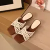 Verão 2026 Novo Grande Tamanho Feminino Casual Confortável Tecido Vazado Slip-On Salto Alto Tamanho Único