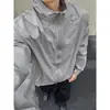 Chaqueta de malla splicing estilo casual y elegante de seda de hielo con protección solar para hombre, chaqueta delgada de verano con cuello alto para deportes al aire libre y ciclismo