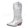 2026 Juyuan Comercio Exterior Invierno Zapatos de Mujer Deseo Amazon Comercio Exterior Europeo y Americano Planos Talla Grande Slip-On Botas de Cuero para Mujer