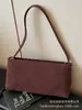 Bolso de Axila para Mujer, Versátil para Otoño e Invierno 2025, Nuevo Diseño de Moda de Nicho, Bolso de Hombro Único Cruzado, Bolso Baguette de Gama Alta