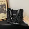Popular bolsa de trabajo y para ir al trabajo estilo coreano para mujer, nuevo bolso de hombro de moda versátil para el verano de 2026, bolsa de mano de gran capacidad