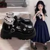 Zapatos de piel para niña 2026 modelo nuevo primavera y otoño para niños mayores, zapatos de princesa para actuación de niña, zapatos casuales de estudiante para niño