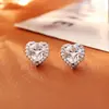 Pendientes Coloridos Explosivos de Alta Gama con Circonita Aguja de Plata S925 Moda Simple Lujo Accesible Pendientes Versátiles Pendientes Unisex