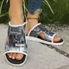 Nuevas sandalias de verano casuales de mezclilla, talla grande, suela plana, punta redonda, sin cordones, en negro y azul, ligeras