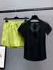 Camiseta de yoga de manga corta para mujer para verano, adelgazante y que realza la figura, adecuada para carreras matutinas, camiseta deportiva de secado rápido para exteriores, conjunto para bádminton, correr y fitness