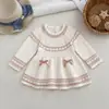 Vestido de Tricô 100% Algodão para Bebês e Crianças Pequenas Meninas, Color Block, Renda Vazada, Ponto Trançado, Gola Redonda, Laço, Vestido de Lã, 100% Algodão, Respirável